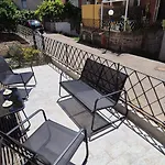 公寓 Casa Mimosa Naxos 贾迪尼-纳克索斯